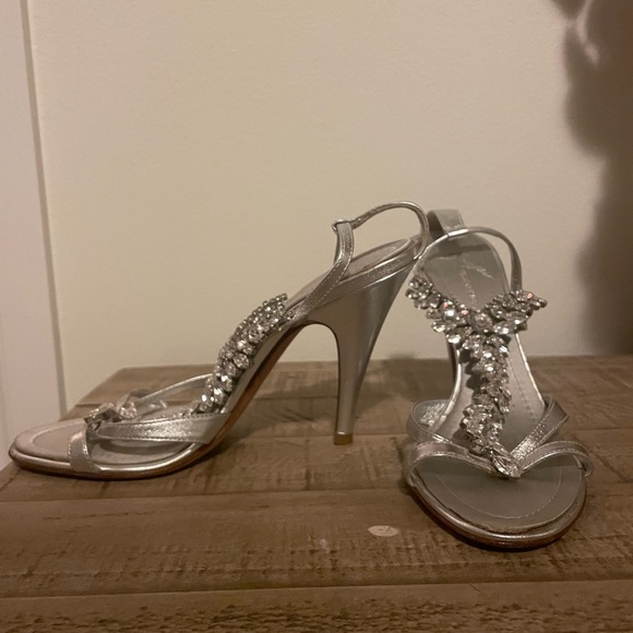 Formal silver and rhinestone heels. Womens size 8. Made in Italy. - Picture 3 of 5